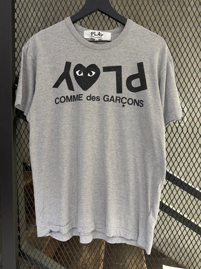Comme des Garçons PLAY Tee (Streetwear)